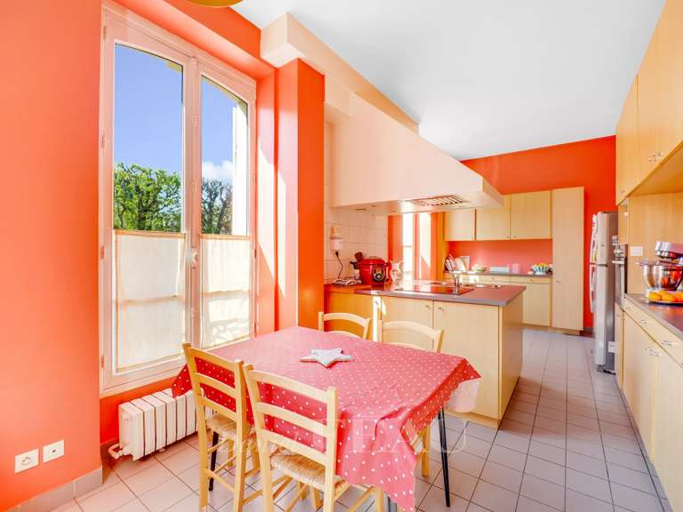 House Versailles - 8 bedrooms - 321m²