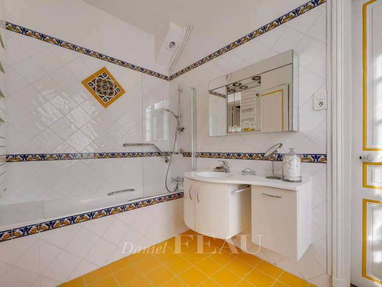 Maison Versailles - 8 chambres - 340m²