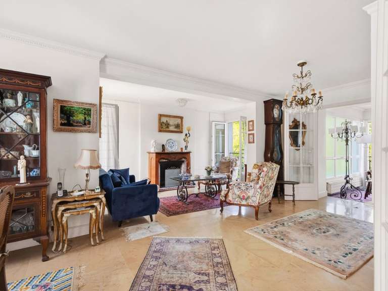 Maison Versailles - 5 chambres - 237m²