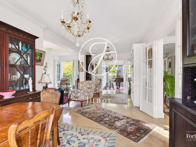 Maison Versailles - 5 chambres - 237m²