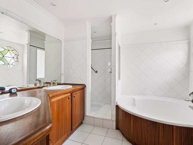 Maison Versailles - 5 chambres - 237m²
