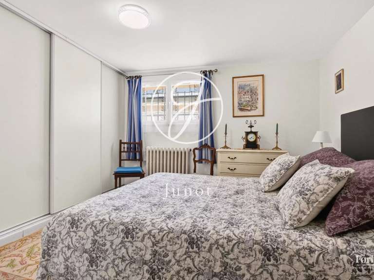 Maison Versailles - 5 chambres - 237m²