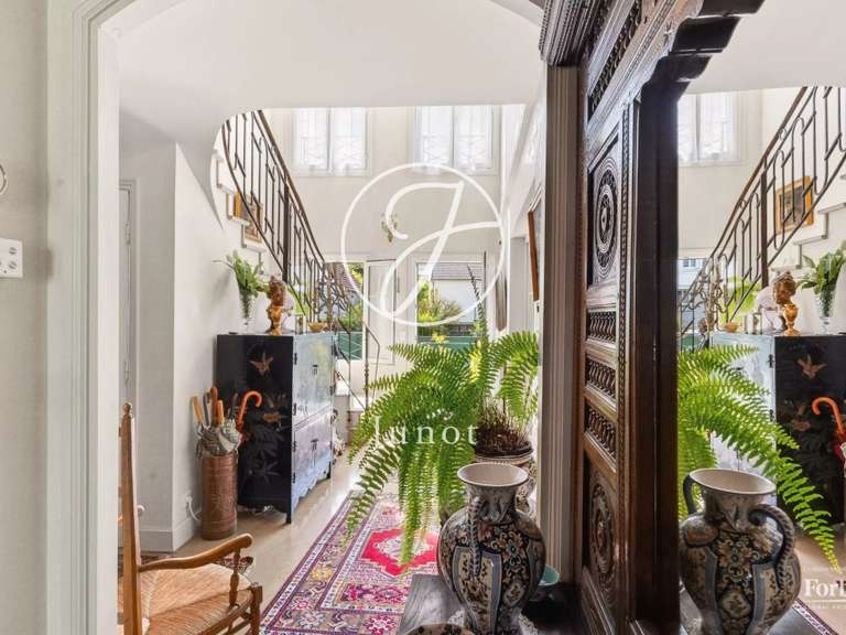 Maison Versailles - 5 chambres - 237m²