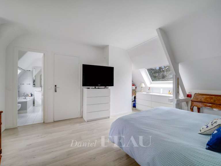 Maison Versailles - 5 chambres - 249m²