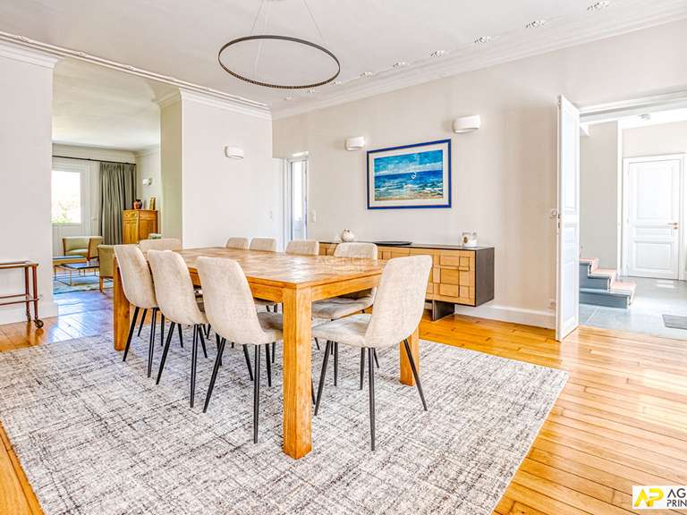 Maison Versailles - 5 chambres - 181m²