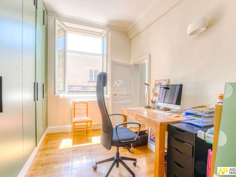 Maison Versailles - 5 chambres - 181m²