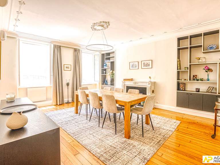 Maison Versailles - 5 chambres - 181m²