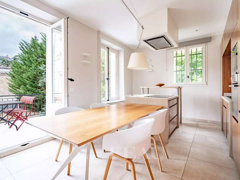 Maison Versailles - 10 chambres - 614m²