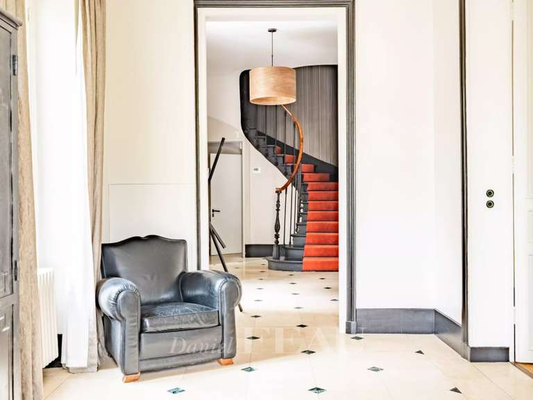 Maison Versailles - 10 chambres - 614m²
