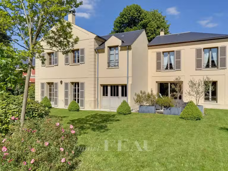 House Versailles - 6 bedrooms - 340m²