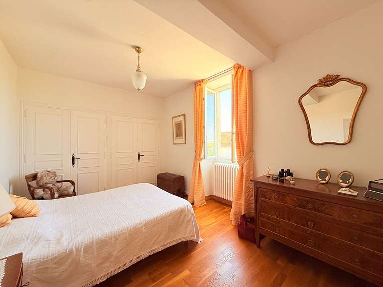Maison Verteillac - 7 chambres - 278m²