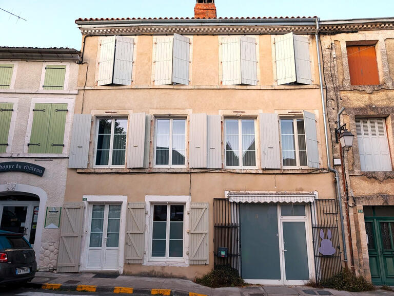 Property Verteuil-sur-Charente - 3 bedrooms - 232m²