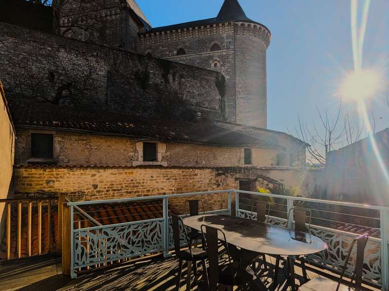 Propriété Verteuil-sur-Charente - 3 chambres - 232m²