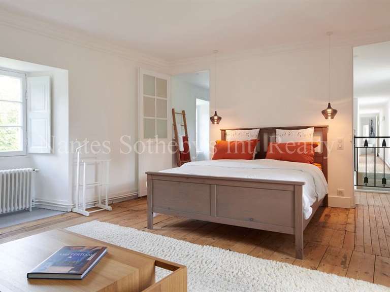 House Vertou - 4 bedrooms - 253m²