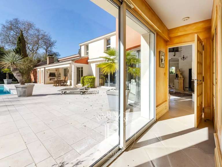 Maison Vertou - 5 chambres - 299m²