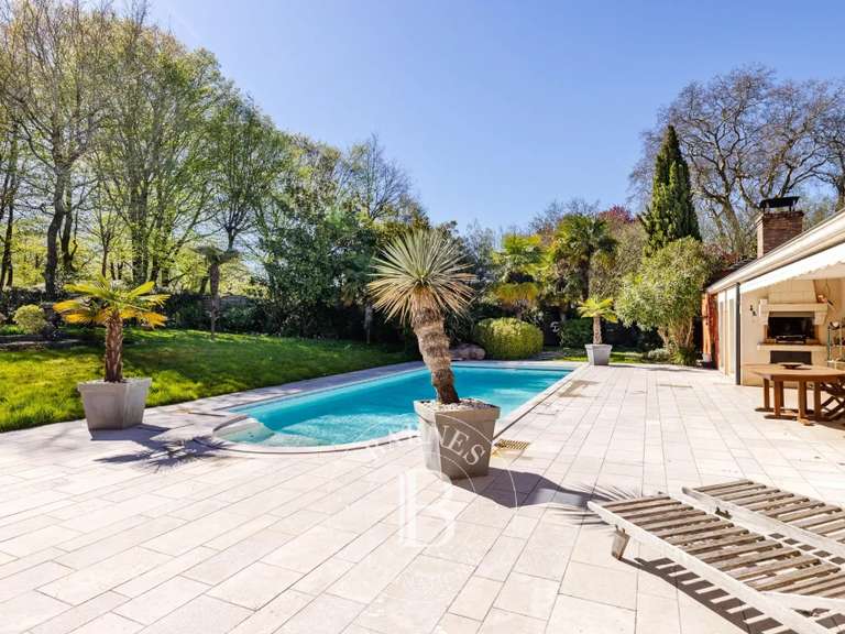 House Vertou - 5 bedrooms - 299m²