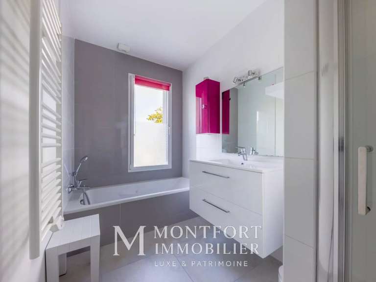 Maison Vertou - 4 chambres - 196m²