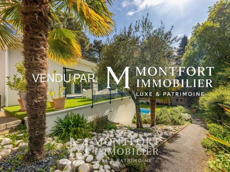 Maison Vertou - 5 chambres - 210m²