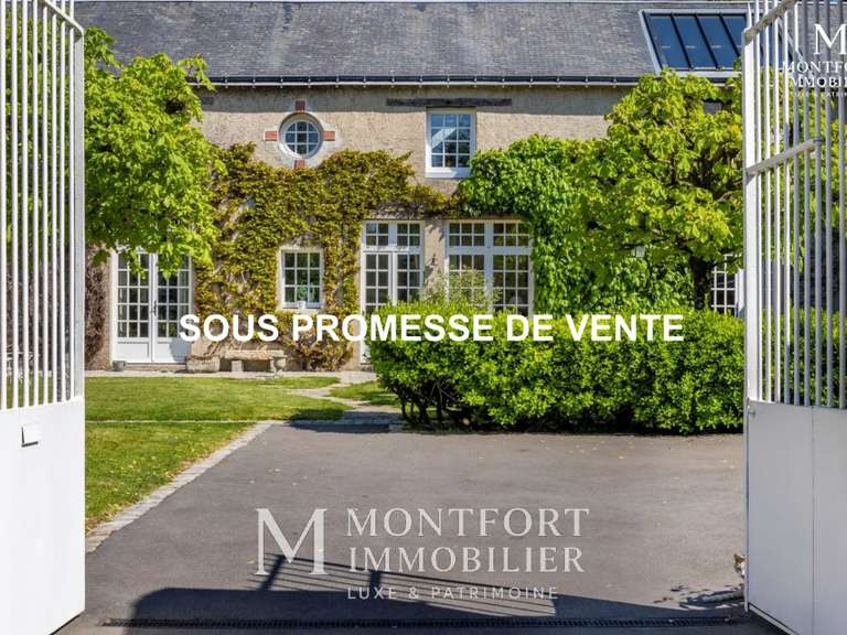 Maison Vertou - 4 chambres - 455m²