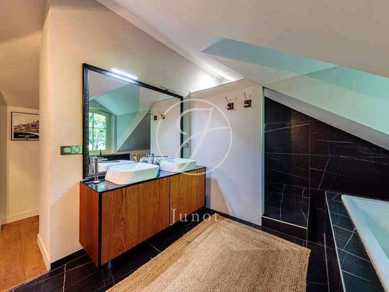 Maison Vertou - 5 chambres - 262m²