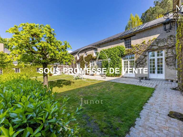 Maison Vertou - 4 chambres - 455m²