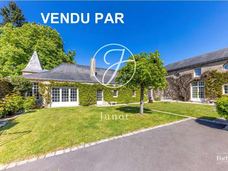 Maison Vertou - 4 chambres - 455m²