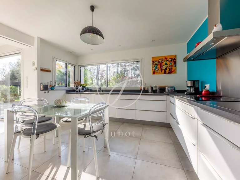 Maison Vertou - 4 chambres - 196m²