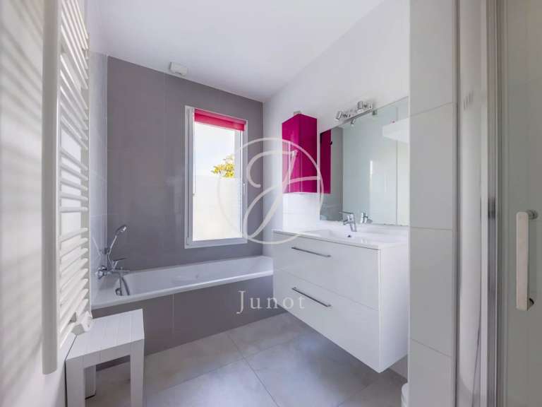 Maison Vertou - 4 chambres - 196m²