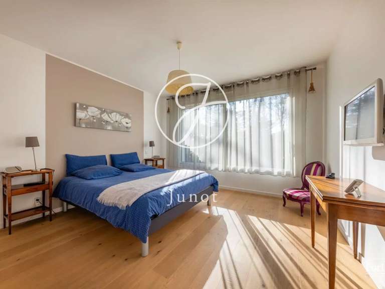 Maison Vertou - 4 chambres - 196m²