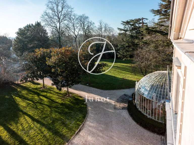 Maison Vertou - 8 chambres - 477m²