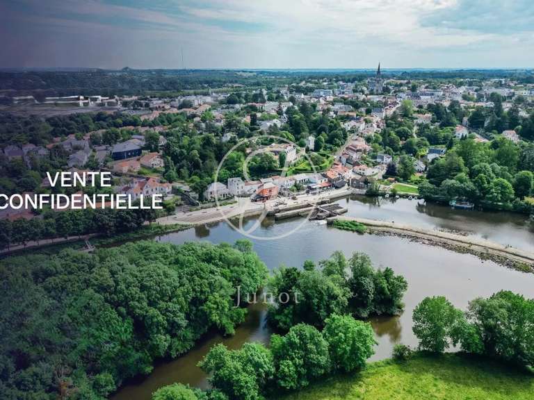 House Vertou - 4 bedrooms - 259m²