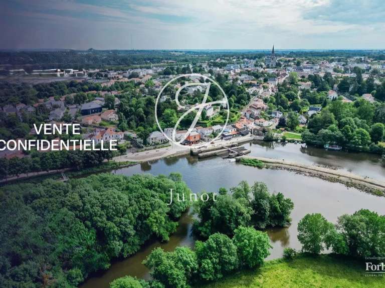 Maison Vertou - 4 chambres - 259m²