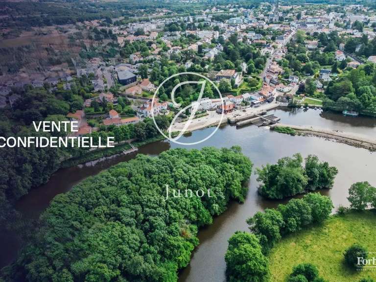 Maison Vertou - 4 chambres - 259m²