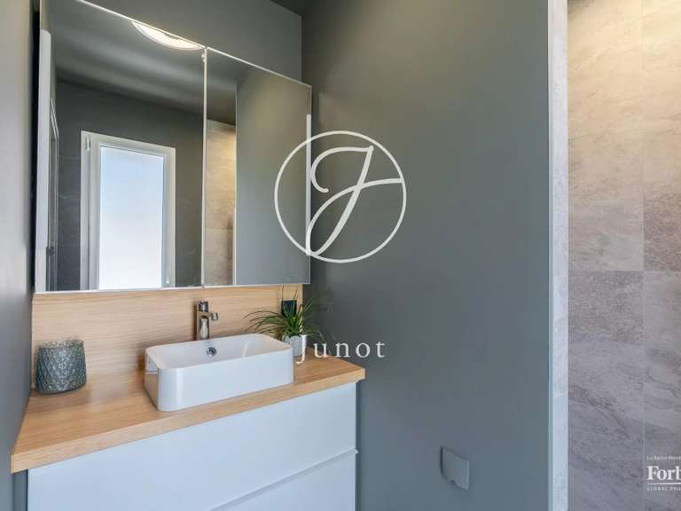 House Vertou - 3 bedrooms - 134m²