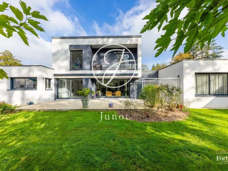 Maison Vertou - 4 chambres - 196m²