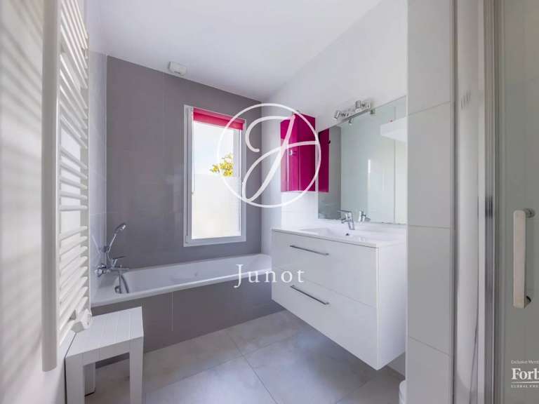 Maison Vertou - 4 chambres - 196m²