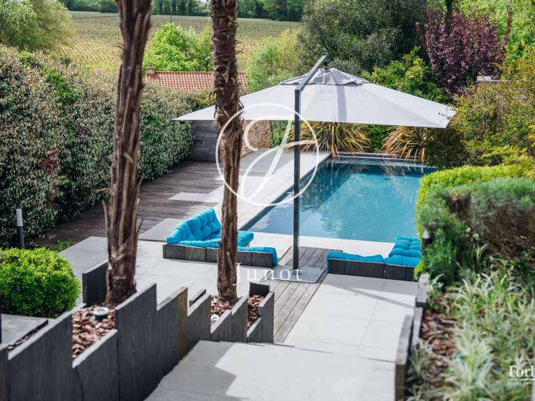 Maison Vertou - 4 chambres - 239m²