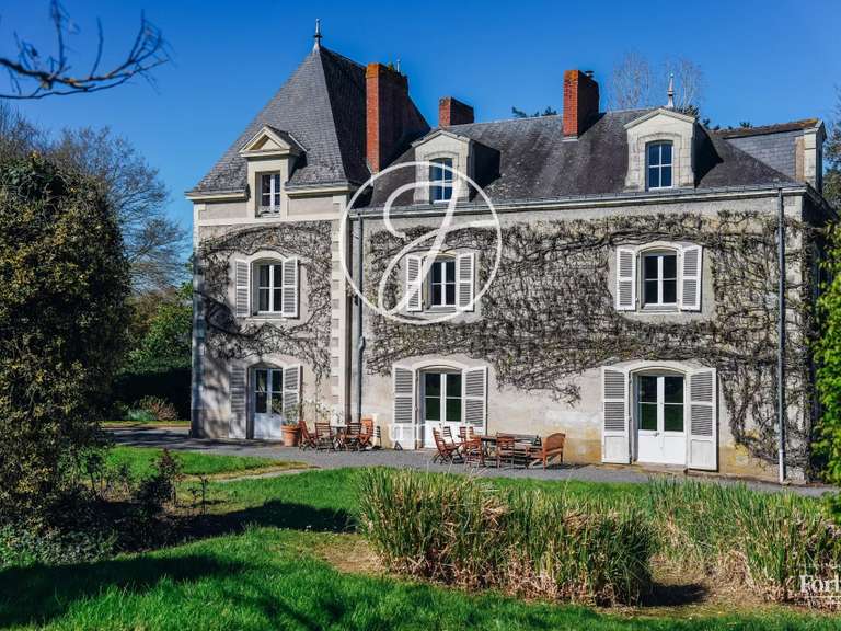 Maison Vertou - 9 chambres - 379m²