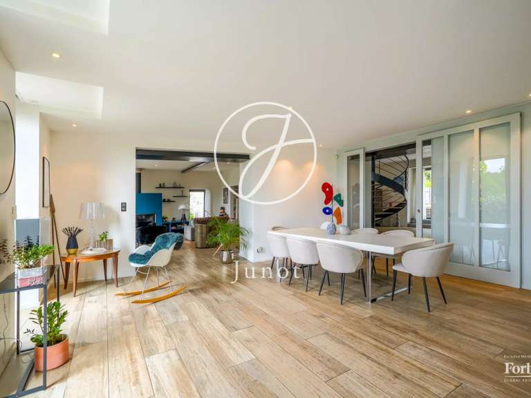 Maison Vertou - 4 chambres - 259m²