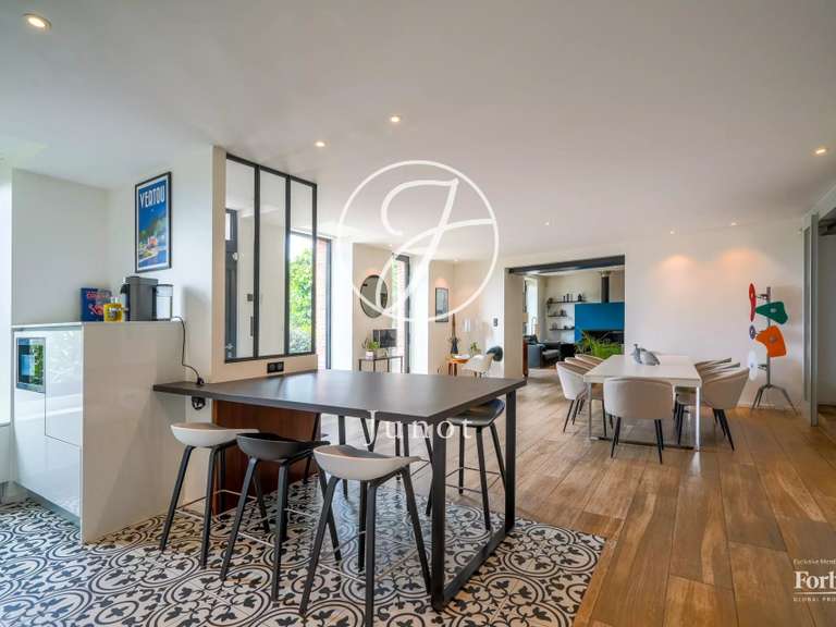 Maison Vertou - 4 chambres - 259m²