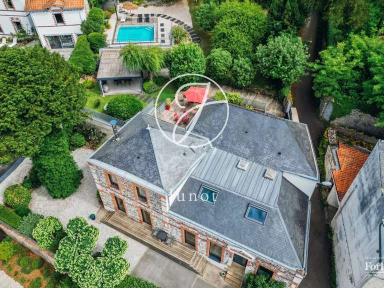 Maison Vertou - 4 chambres - 259m²