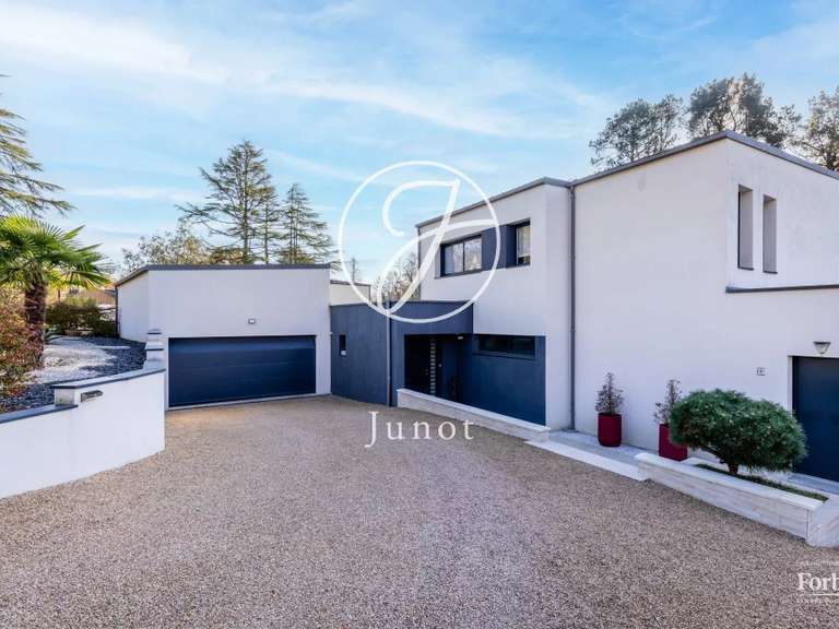 Maison Vertou - 4 chambres - 196m²