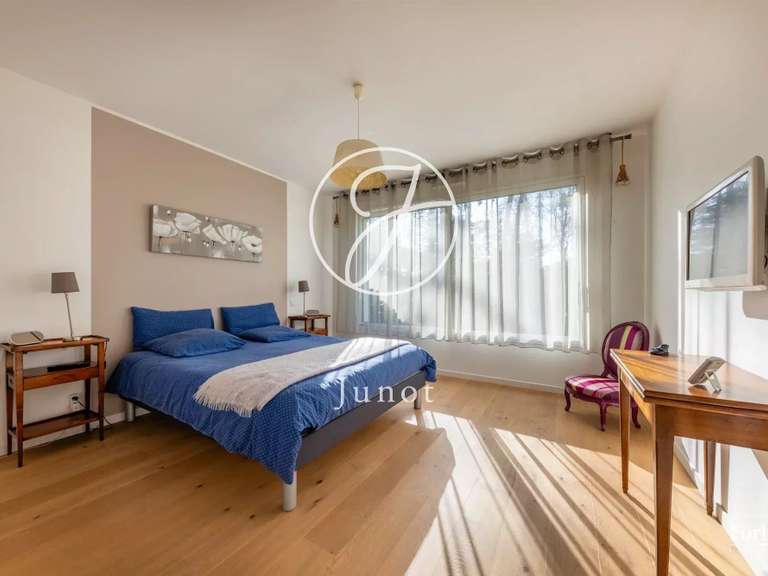 Maison Vertou - 4 chambres - 196m²