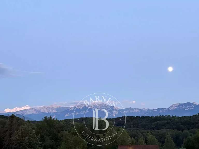 Apartment Vétraz-Monthoux - 4 bedrooms - 131m²