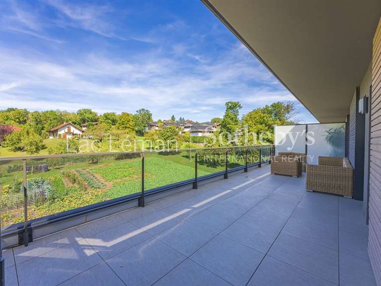 Appartement Vétraz-Monthoux - 3 chambres - 90m²