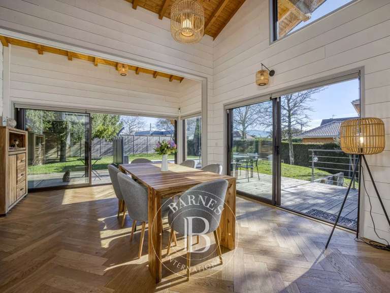 Chalet Vétraz-Monthoux - 5 chambres - 170m²