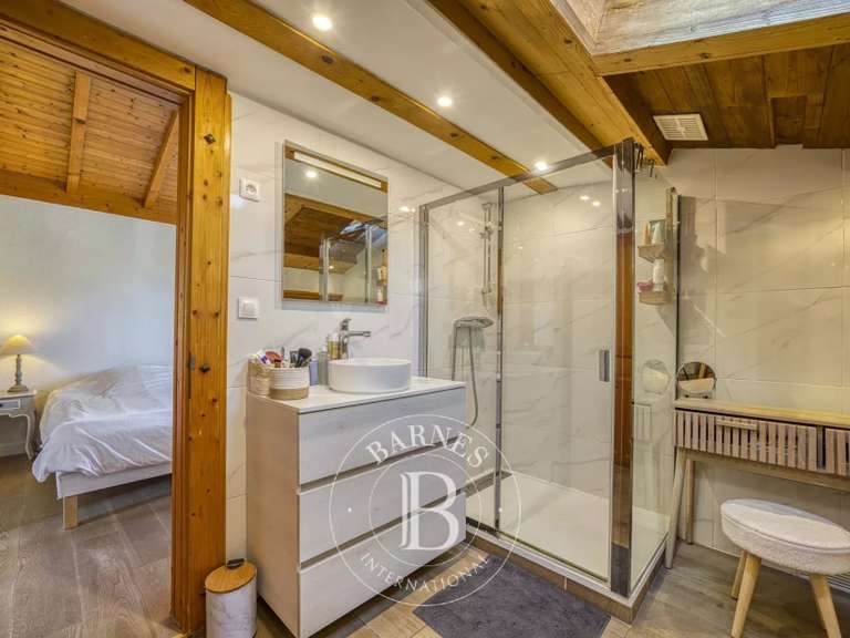 Chalet Vétraz-Monthoux - 5 chambres - 170m²
