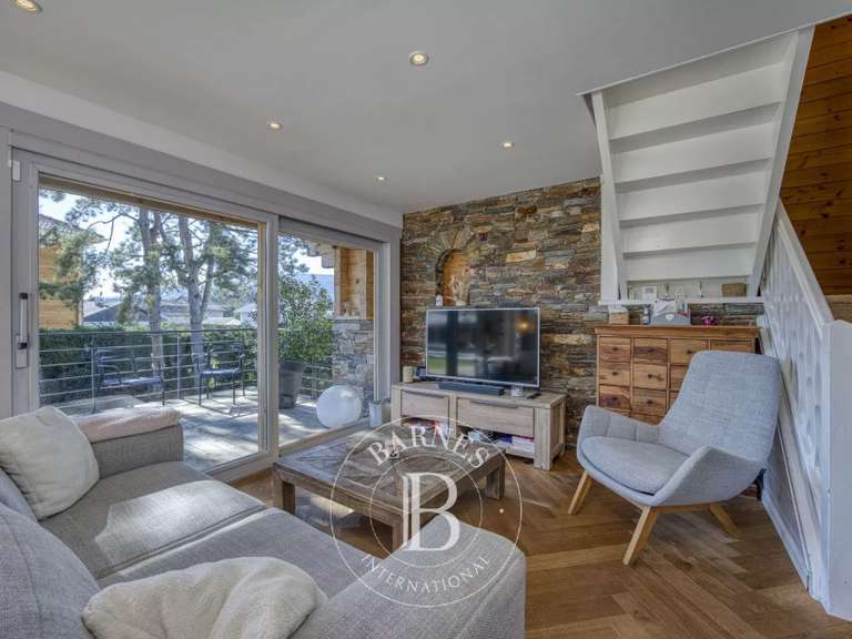 Chalet Vétraz-Monthoux - 5 chambres - 170m²