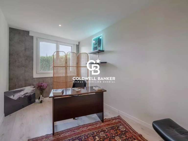 Maison Vétraz-Monthoux - 4 chambres - 179m²