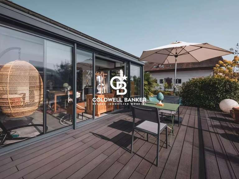 Maison Vétraz-Monthoux - 4 chambres - 179m²